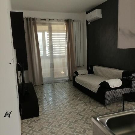 Adina Apartman Năvodari Kültér fotó